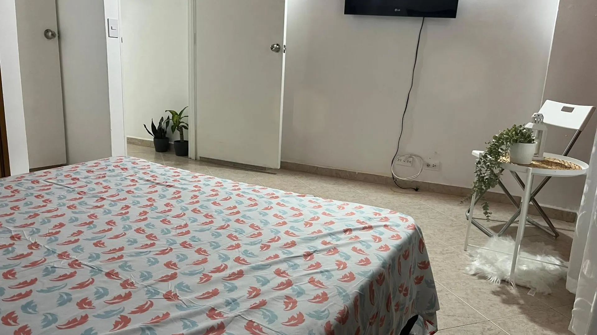 Comodo Y Hermoso Apartamento Medellín Daire